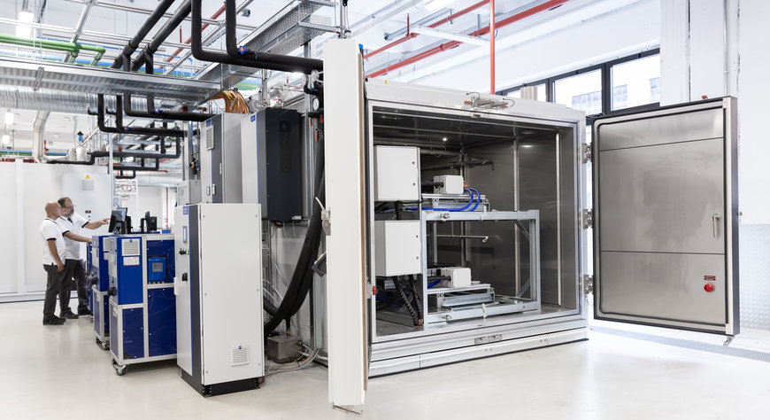 Stellantis inaugure son premier « Battery Technology Center » en Italie